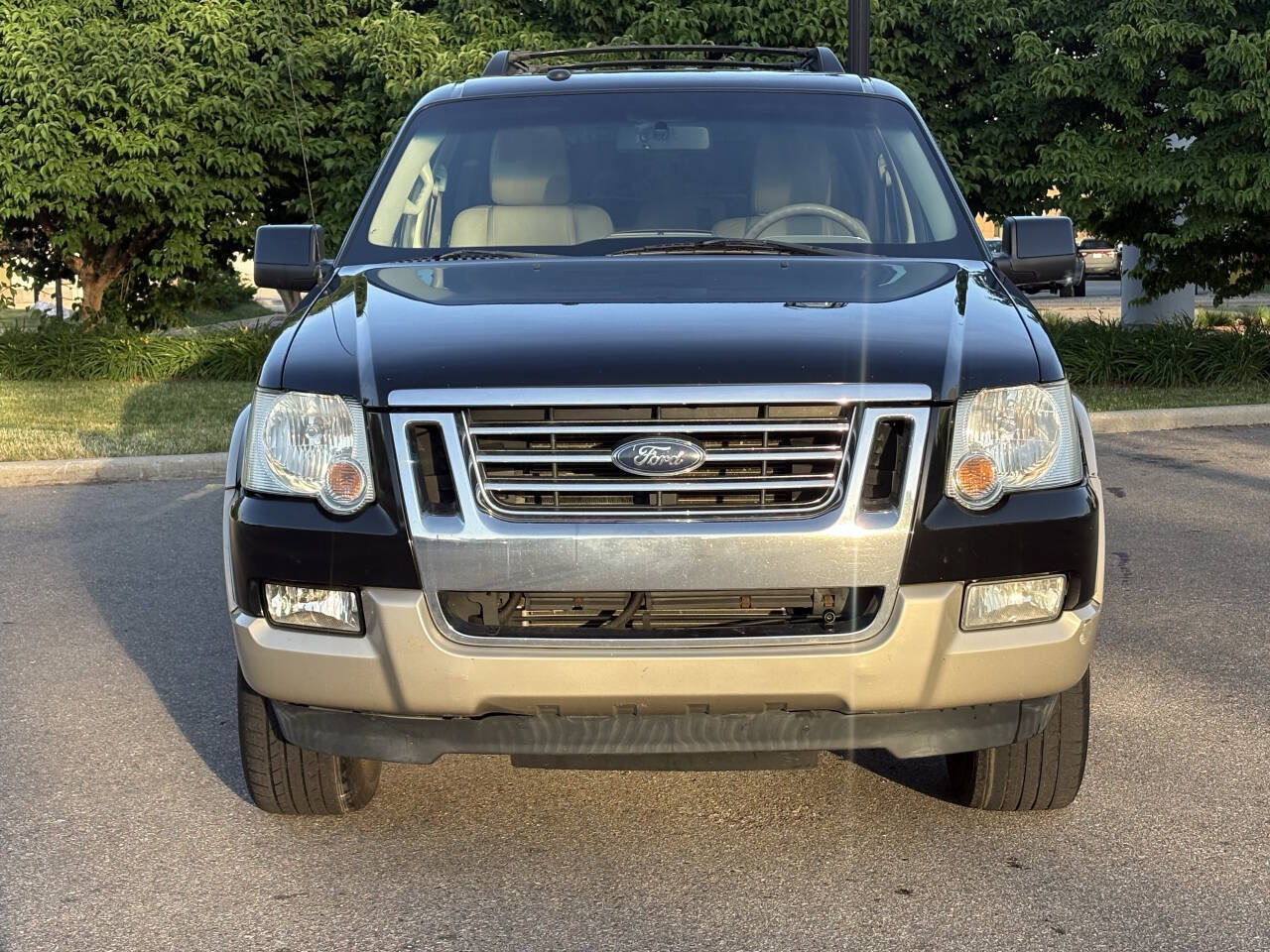 Used 2010 Ford Explorer Eddie Bauer AWD/4WD image 4