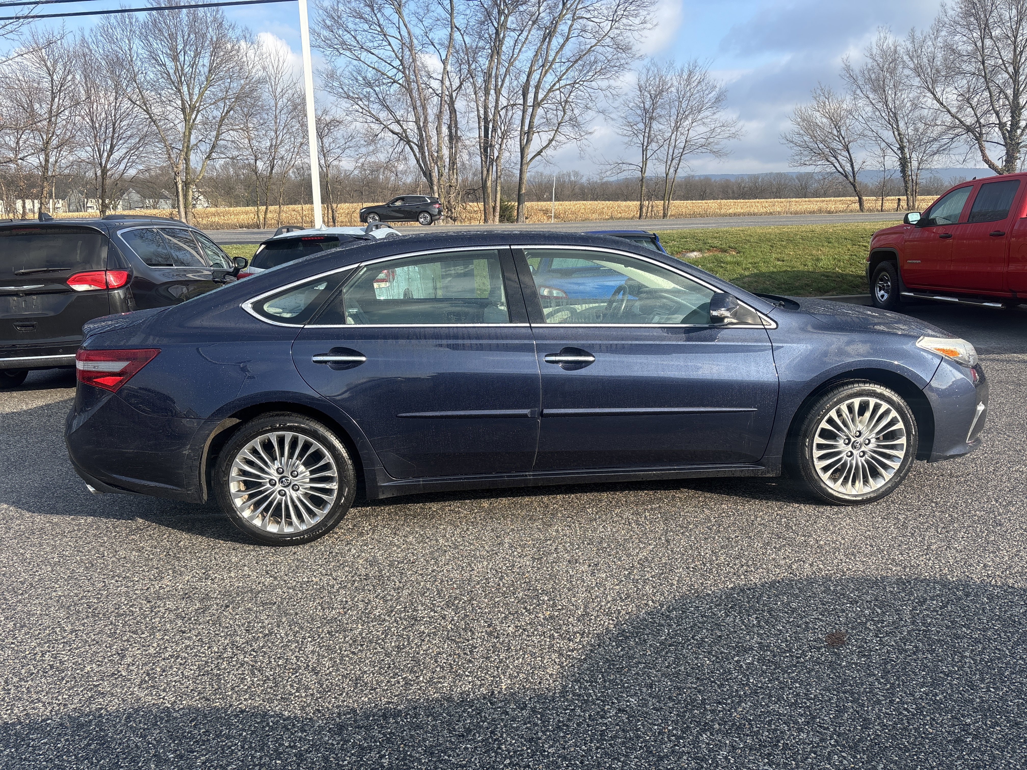 Used 2017 Toyota Avalon Limited w/ All Weather Liner Package image 12