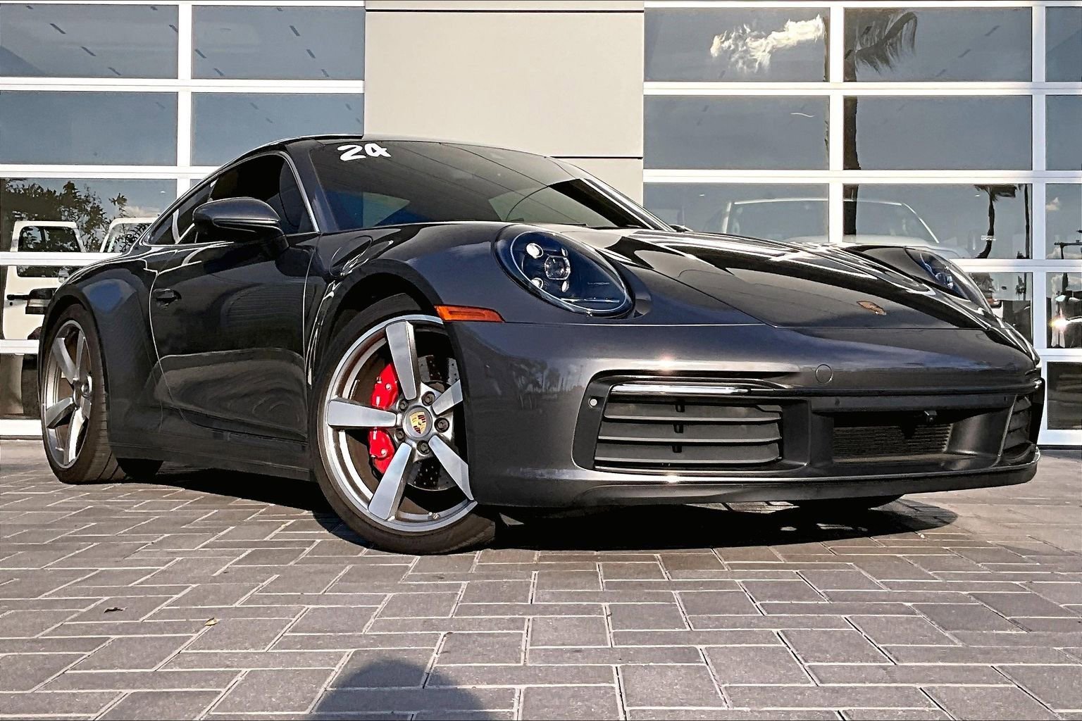 Used 2024 Porsche 911 Carrera 4S image 3