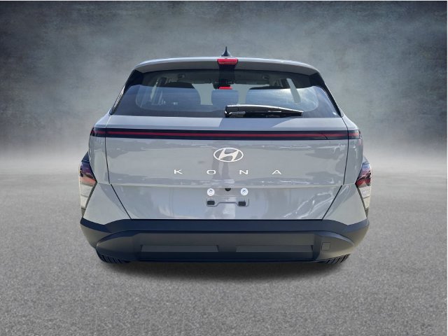 New 2027 Hyundai Kona SE FWD image 8
