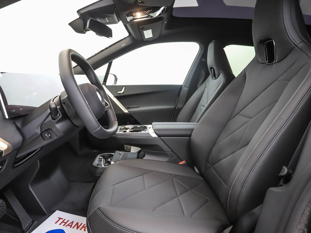 Used 2026 BMW iX xDrive60 w/ Premium Package image 11