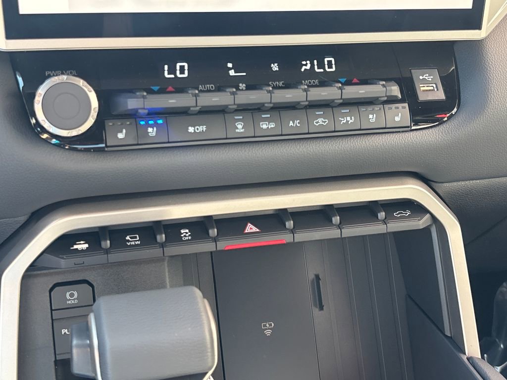 New 2026 Toyota Tundra Limited image 14