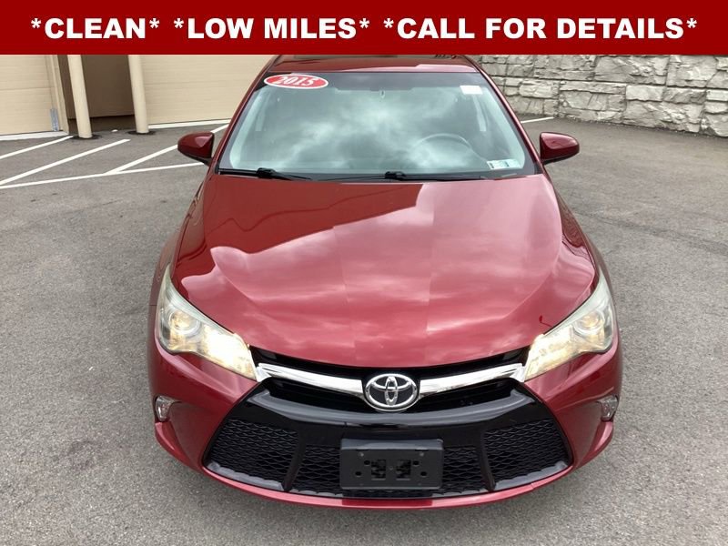 Used 2015 Toyota Camry XSE w/ Moonroof Package FWD image 3
