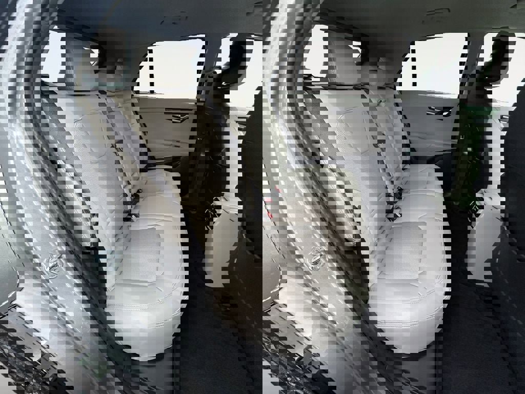 Used 2023 Kia Niro Wind w/ Wind Preserve Package FWD image 11