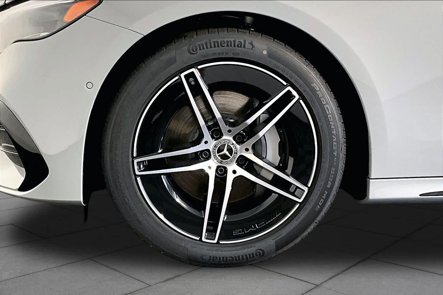 New 2026 Mercedes-Benz E 350 4MATIC Sedan image 17