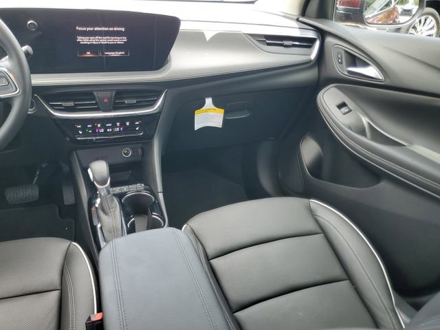Certified 2024 Buick Encore GX Avenir image 13