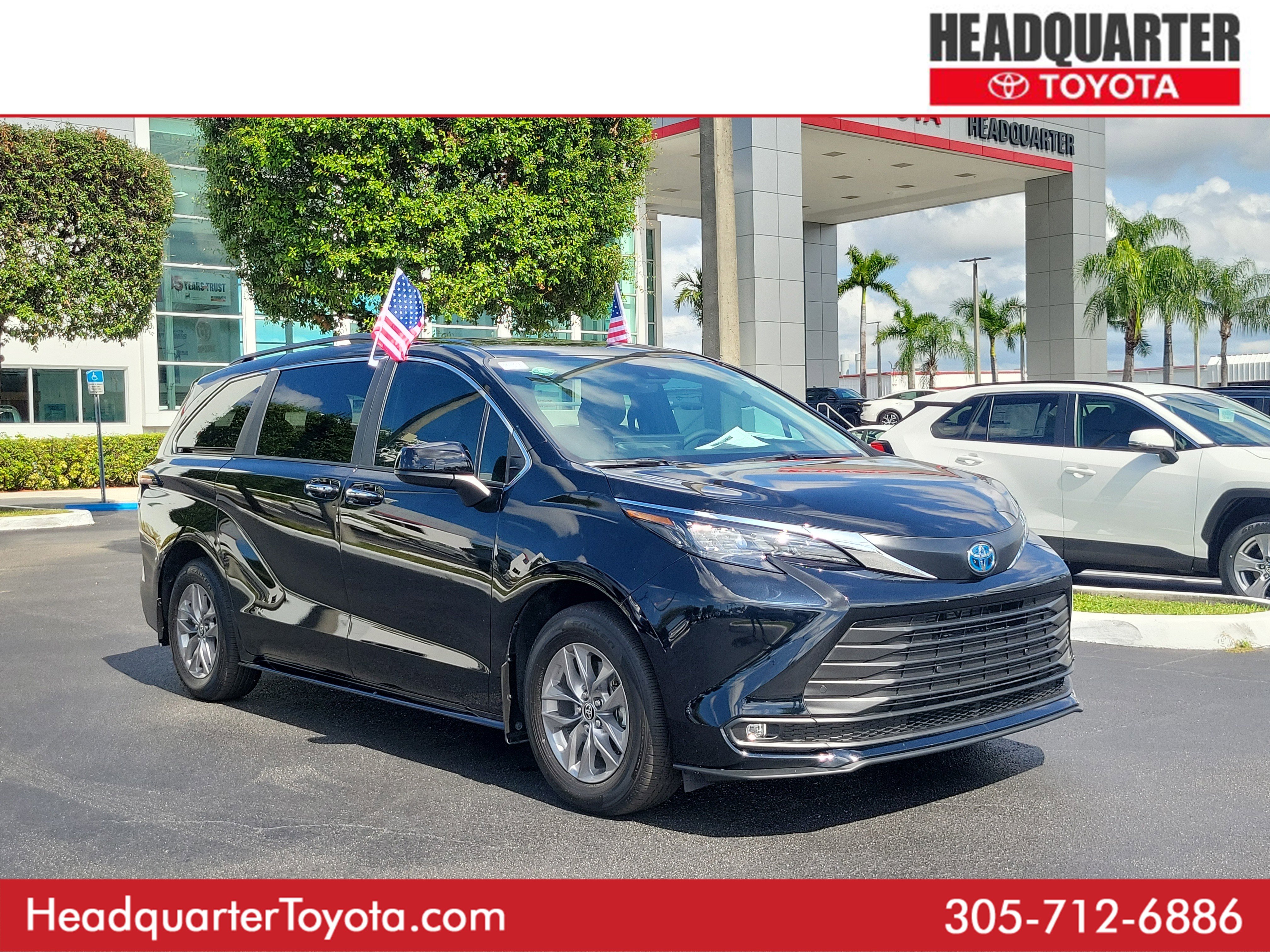 Used 2025 Toyota Sienna XLE