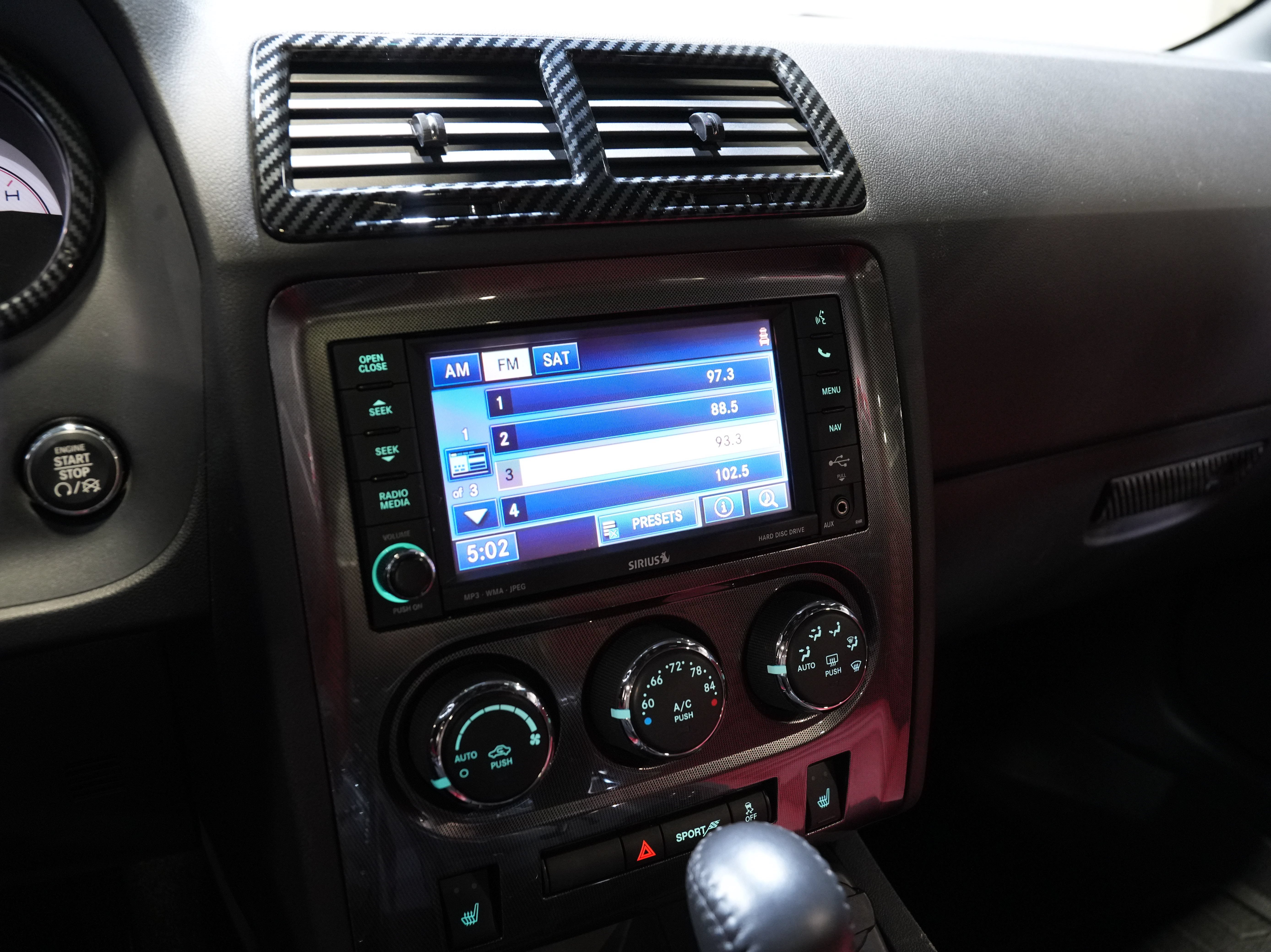 Used 2014 Dodge Challenger SXT RWD image 37