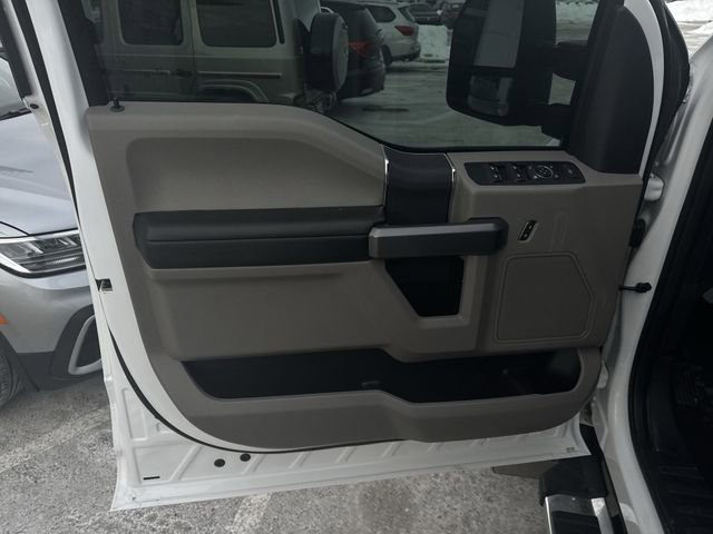 Used 2022 Ford F450 XLT image 22