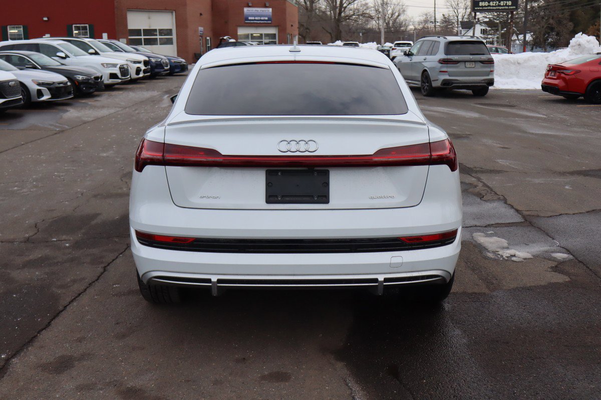 Used 2022 Audi e-tron Premium Plus w/ Premium Plus Package image 6