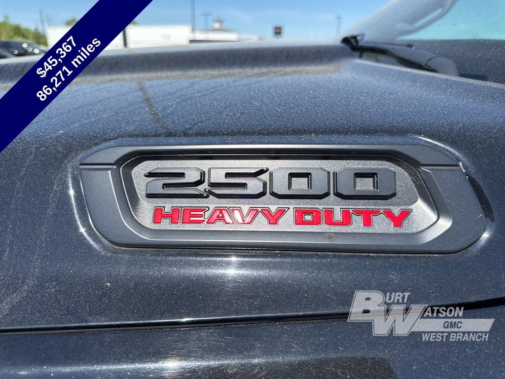Used 2019 RAM 2500 Laramie w/ Black Appearance Package AWD/4WD image 10