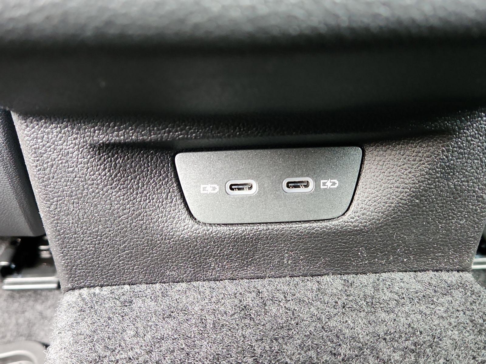 New 2026 Volkswagen Golf SE image 14