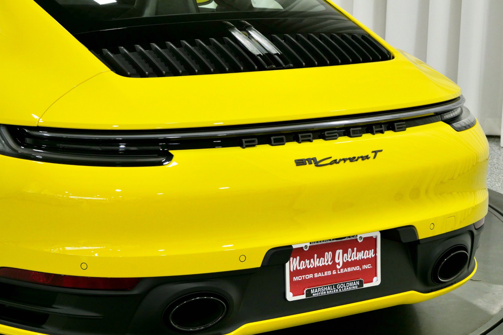 Used 2023 Porsche 911 Carrera T RWD image 35