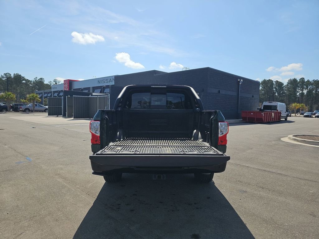 Used 2024 Nissan Titan SV w/ SV Bronze Edition Package image 16