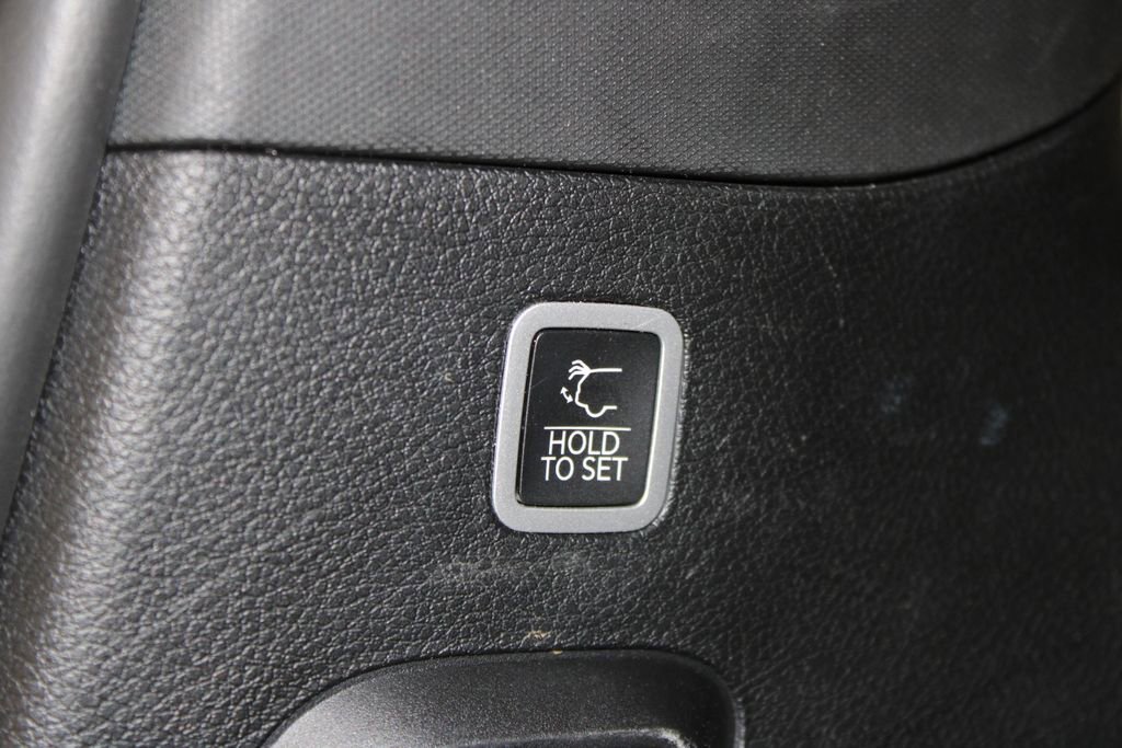 Used 2023 Jeep Grand Wagoneer 4WD image 31