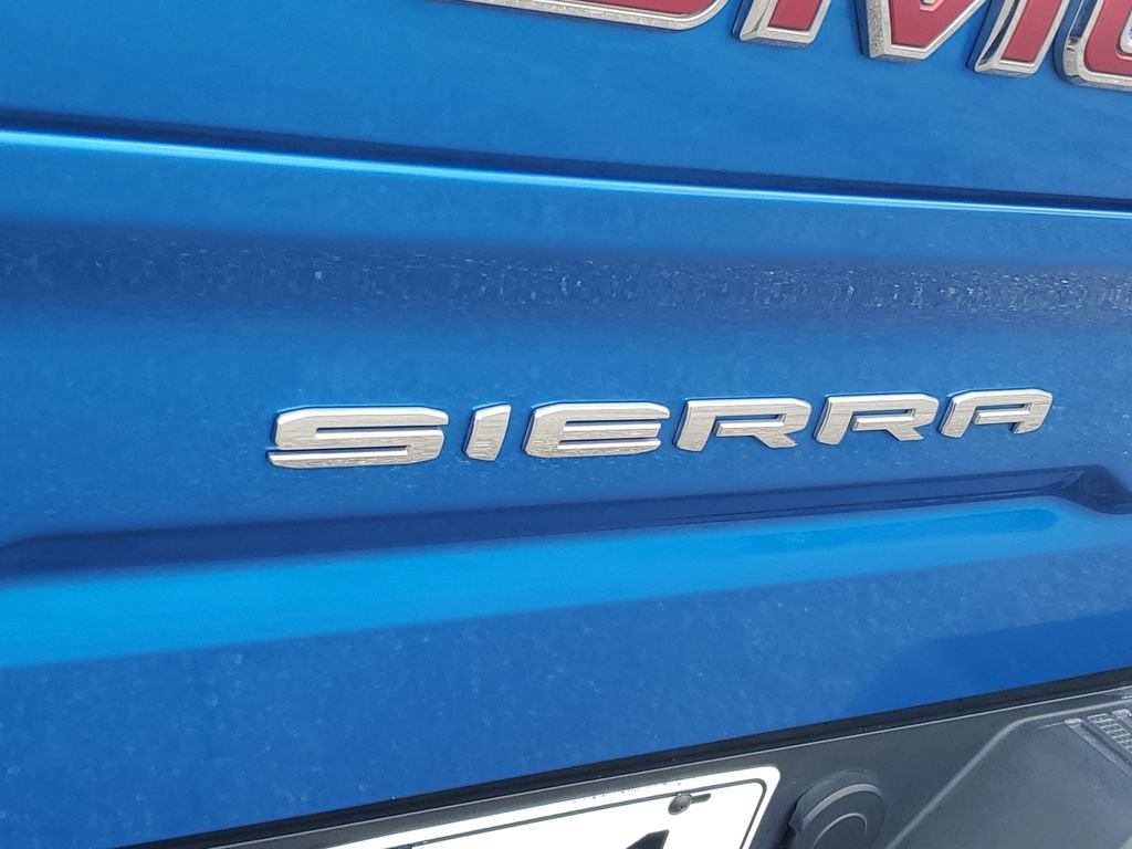 Used 2024 GMC Sierra 1500 AT4 w/ Technology Package AWD/4WD image 29