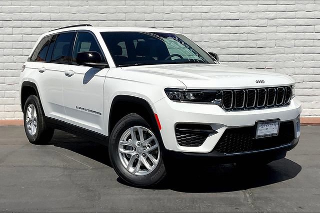 New 2025 Jeep Grand Cherokee Laredo X image 14