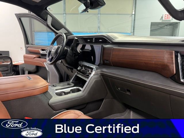 Used 2024 GMC Sierra 3500 Denali Ultimate AWD/4WD image 28