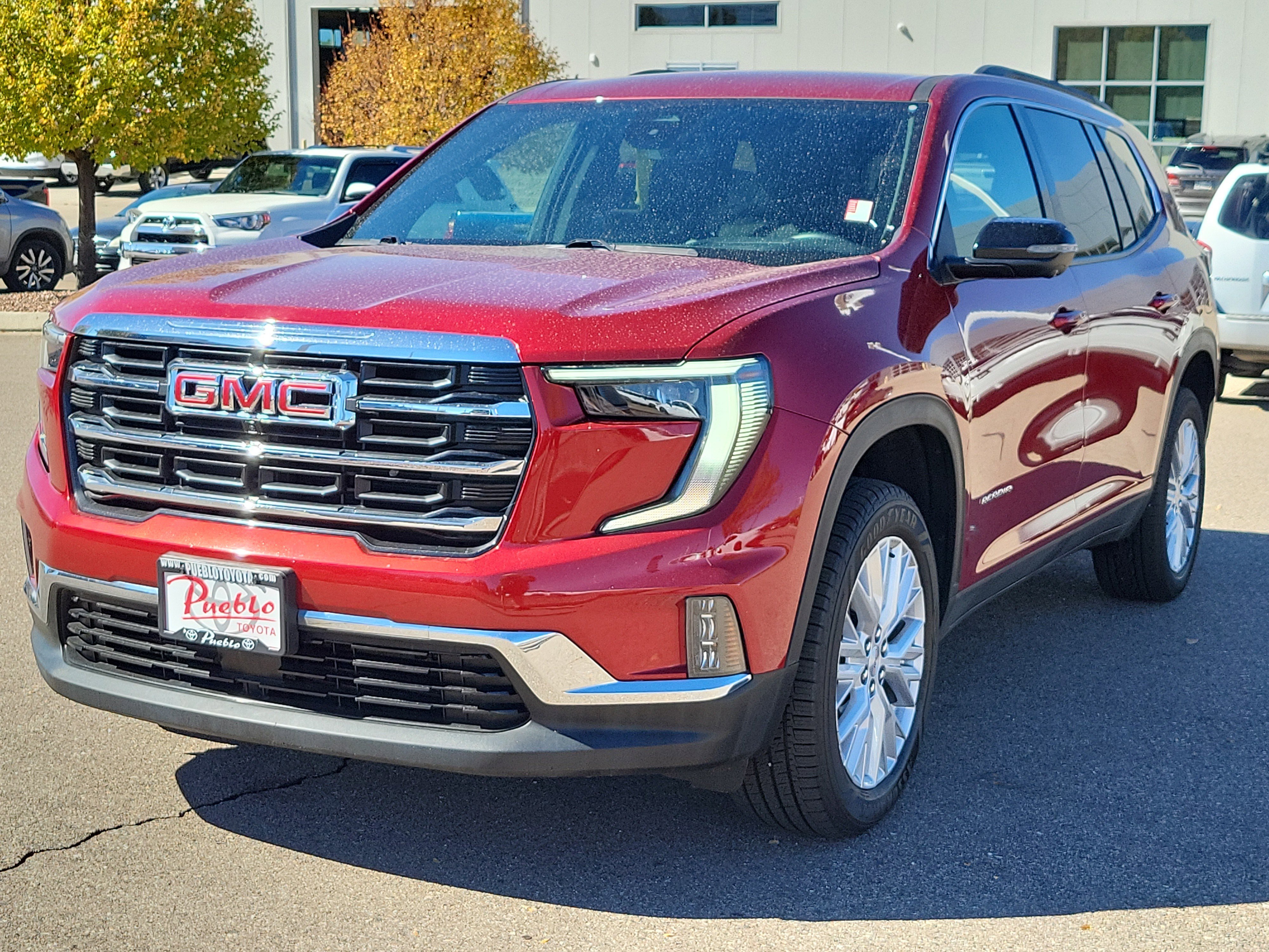 Used 2024 GMC Acadia Elevation image 4