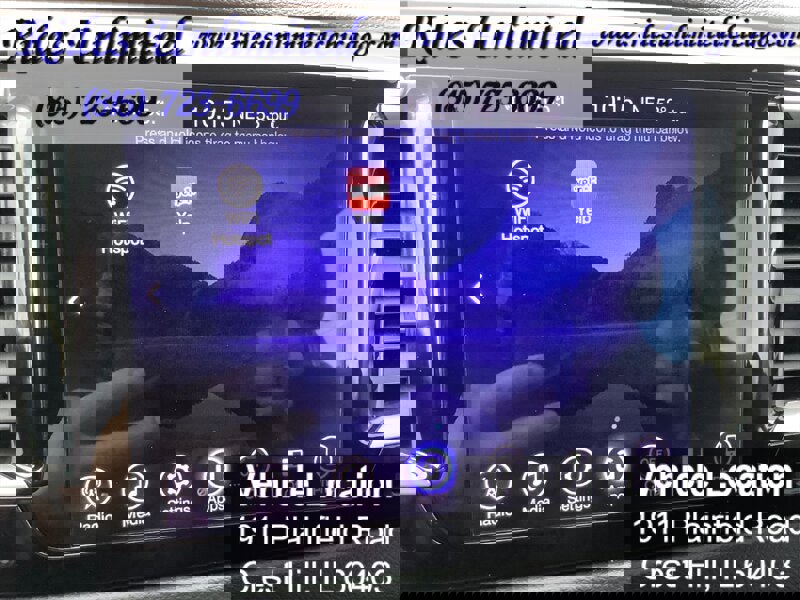 Used 2017 Chrysler Pacifica Touring Plus w/ Tire & Wheel Group image 21