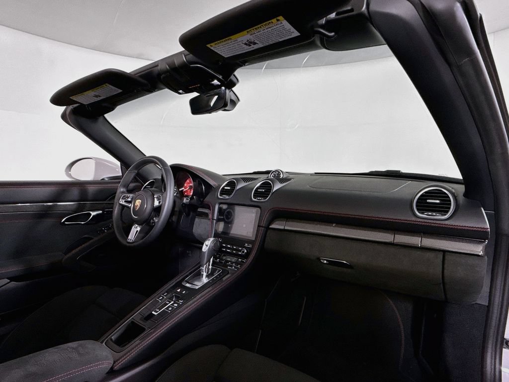 Certified 2025 Porsche 718 Boxster GTS RWD image 17