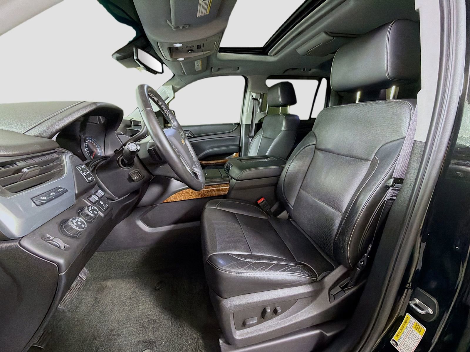 Used 2016 Chevrolet Tahoe LTZ AWD/4WD image 12