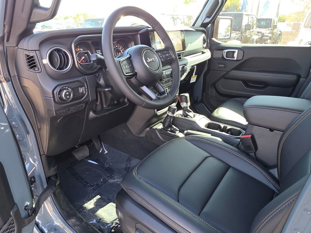 New 2026 Jeep Gladiator Sport image 13