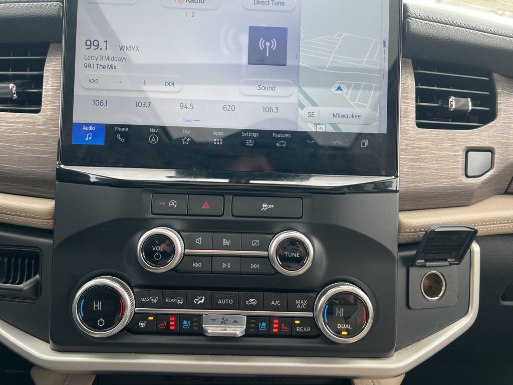 Used 2024 Ford Expedition Limited image 20