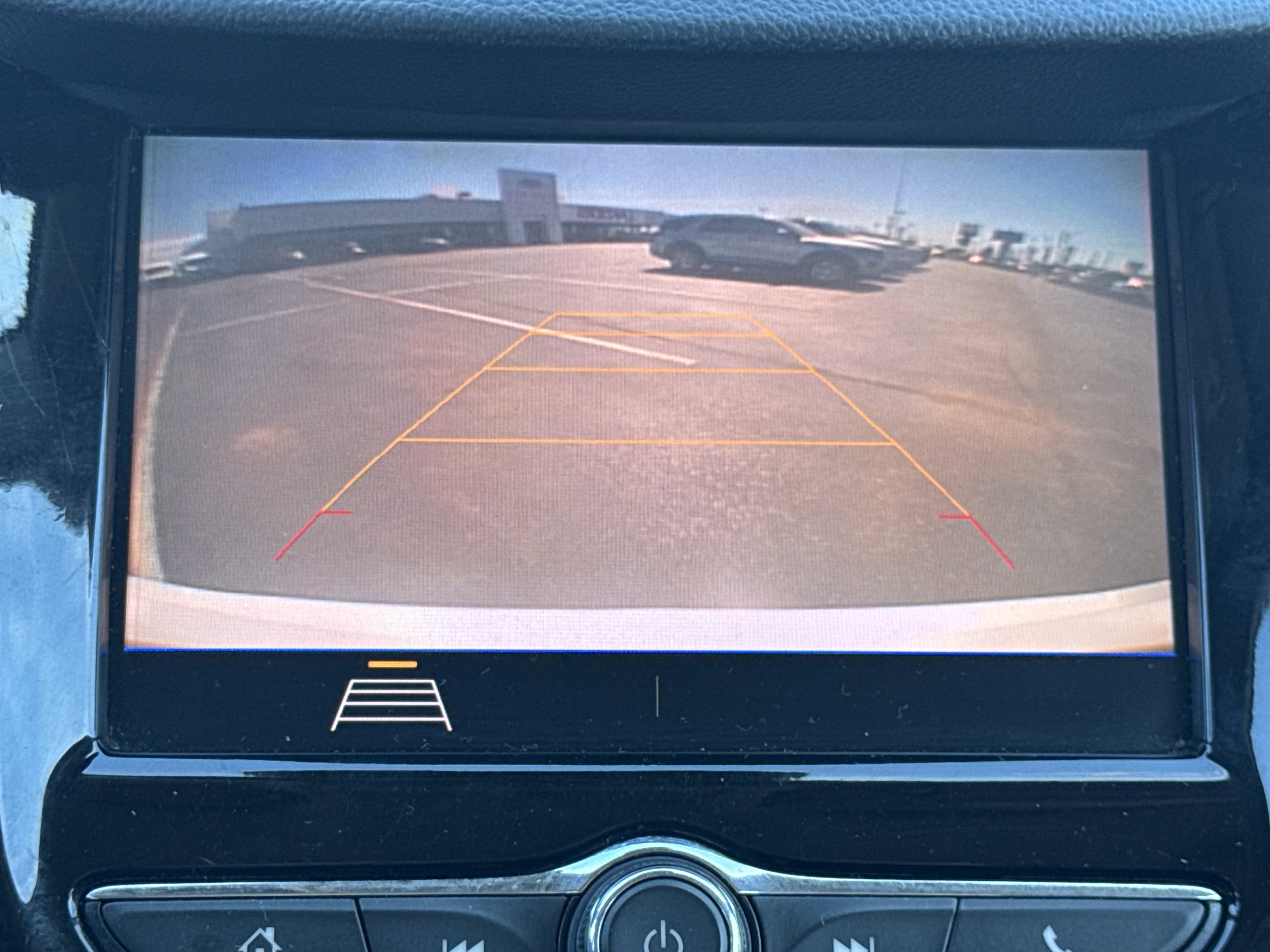 Used 2021 Chevrolet Trax LS image 20