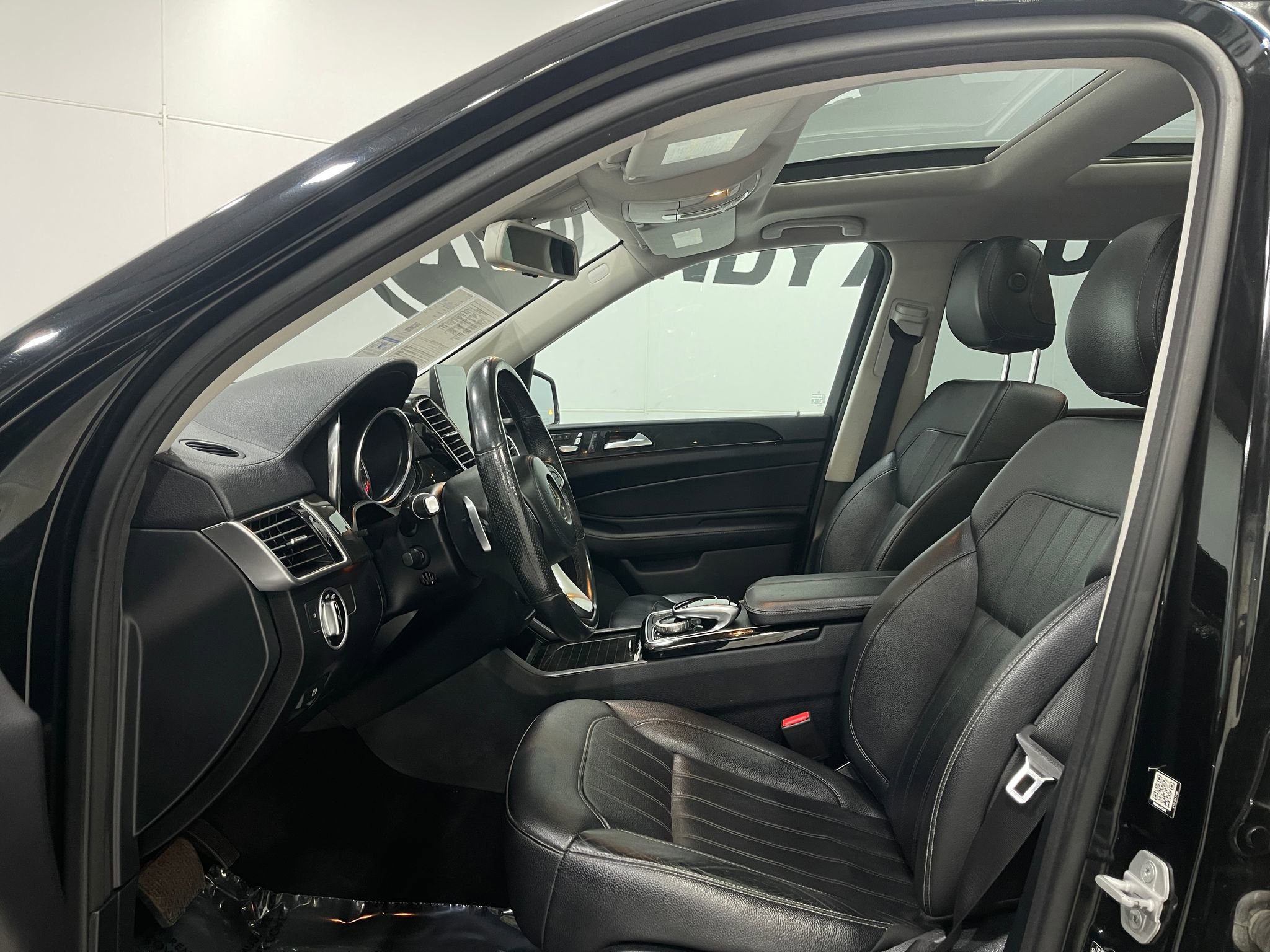Used 2017 Mercedes-Benz GLS 450 4MATIC w/ Premium Package image 13