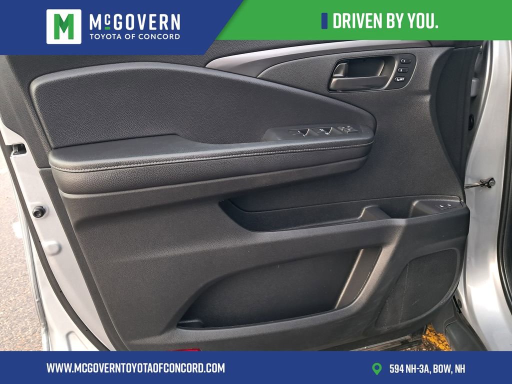 Used 2023 Honda Passport EX-L image 11