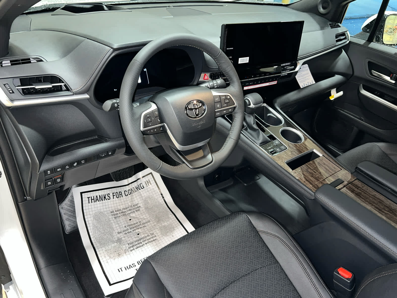 New 2026 Toyota Sienna Platinum AWD/4WD image 16