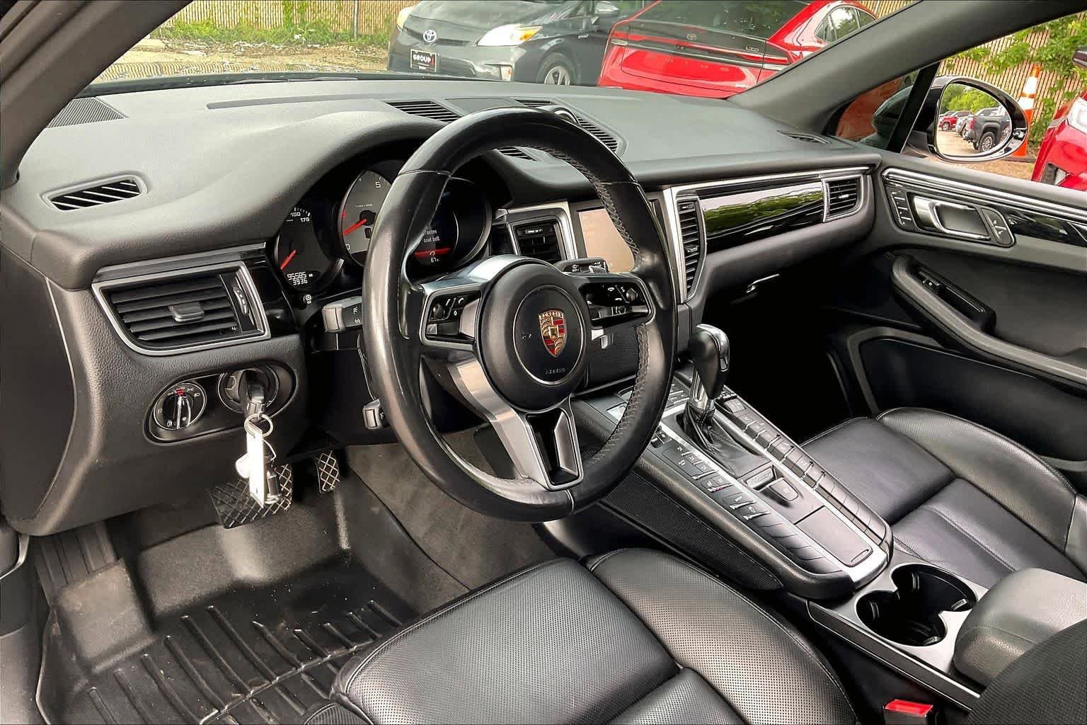 Used 2015 Porsche Macan S AWD/4WD image 15