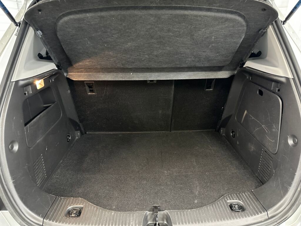 Certified 2022 Chevrolet Trax LT w/ Driver Confidence Package image 21