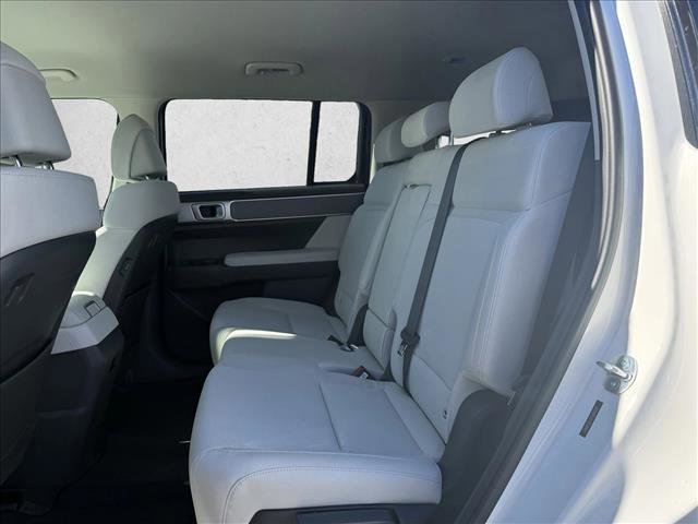 New 2026 Hyundai Santa Fe SE FWD image 12