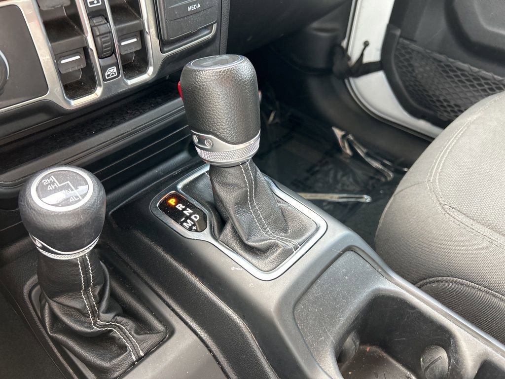 Used 2022 Jeep Wrangler Unlimited Sahara image 29