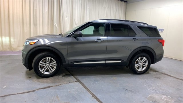 Used 2023 Ford Explorer XLT image 6