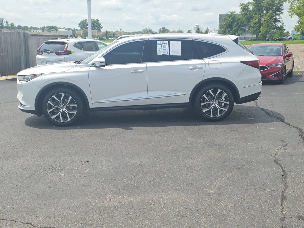 Certified 2024 Acura MDX SH-AWD w/ Technology Package image 4