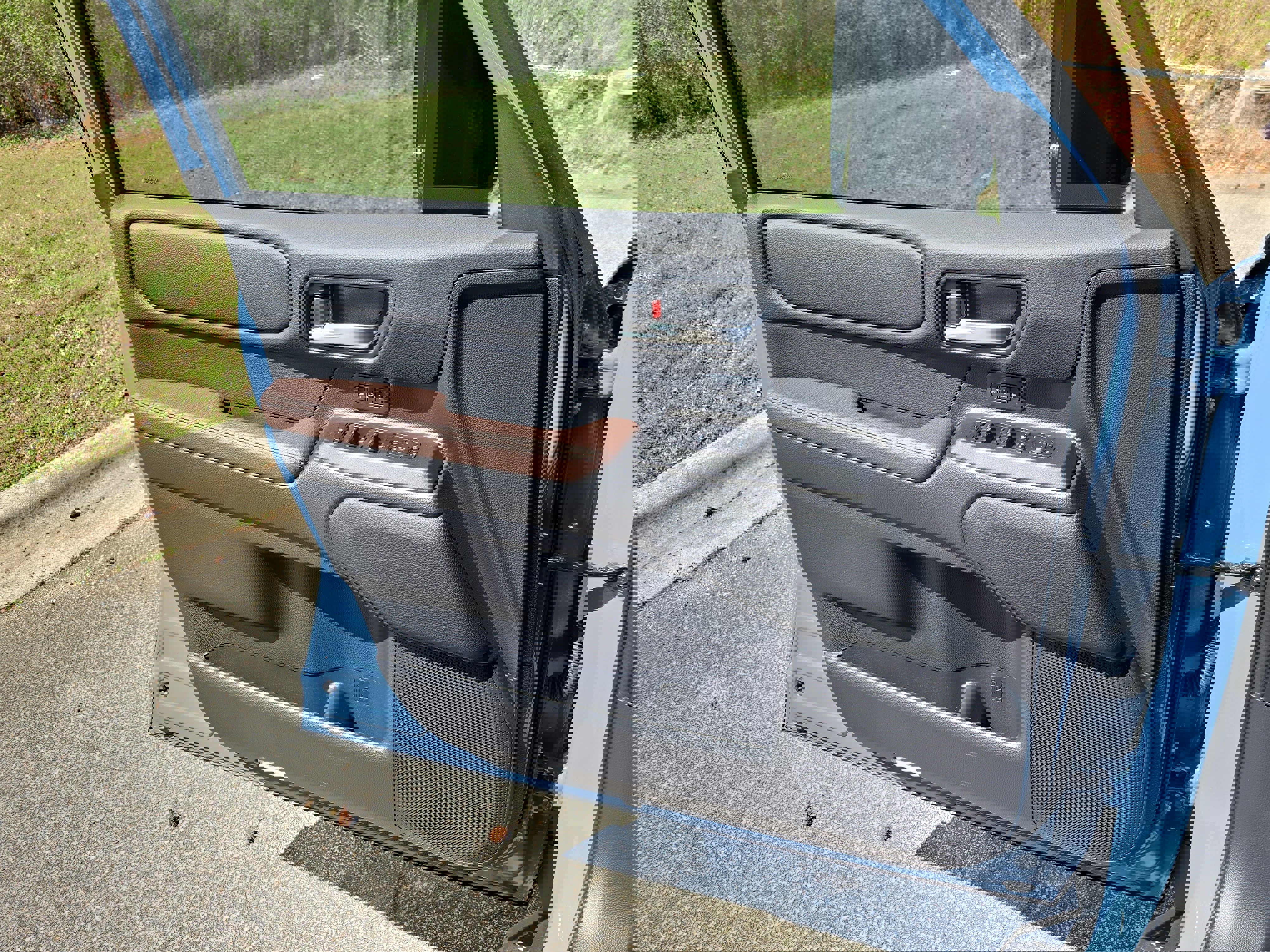 Used 2025 Toyota Land Cruiser w/ Premium Package image 26