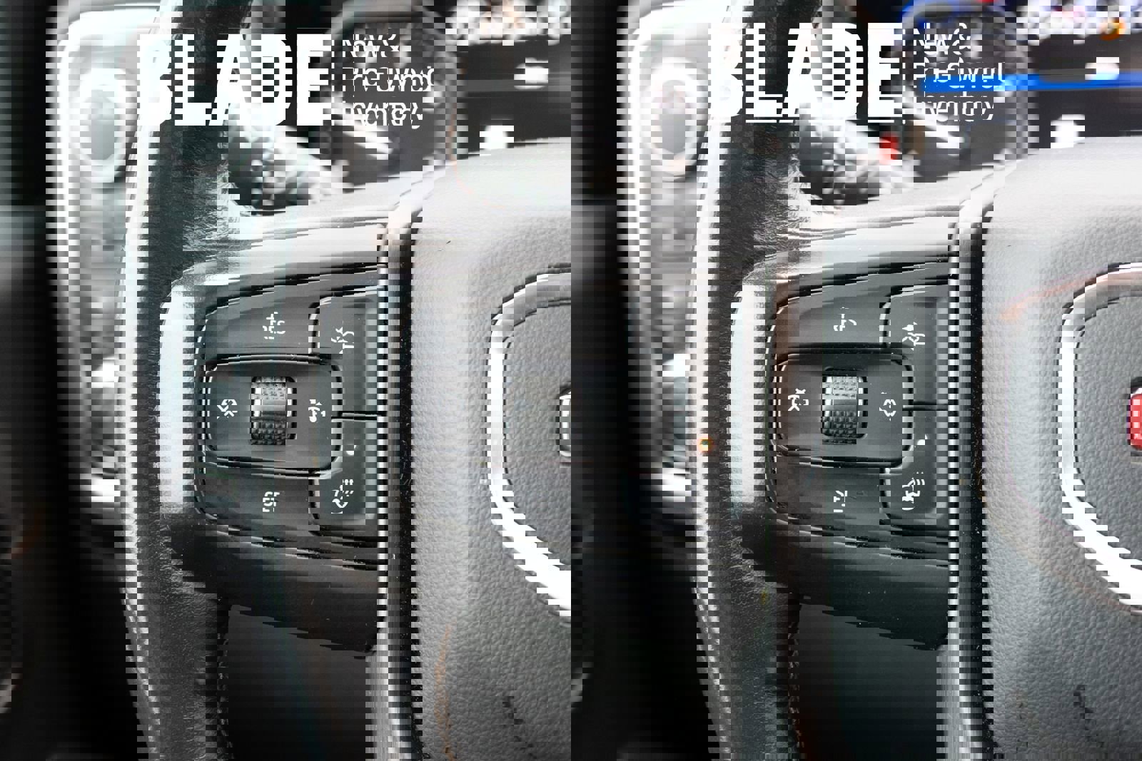 Used 2020 GMC Sierra 3500 AT4 w/ AT4 Premium Package image 7