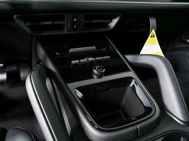 New 2026 Porsche Cayenne Coupe image 19