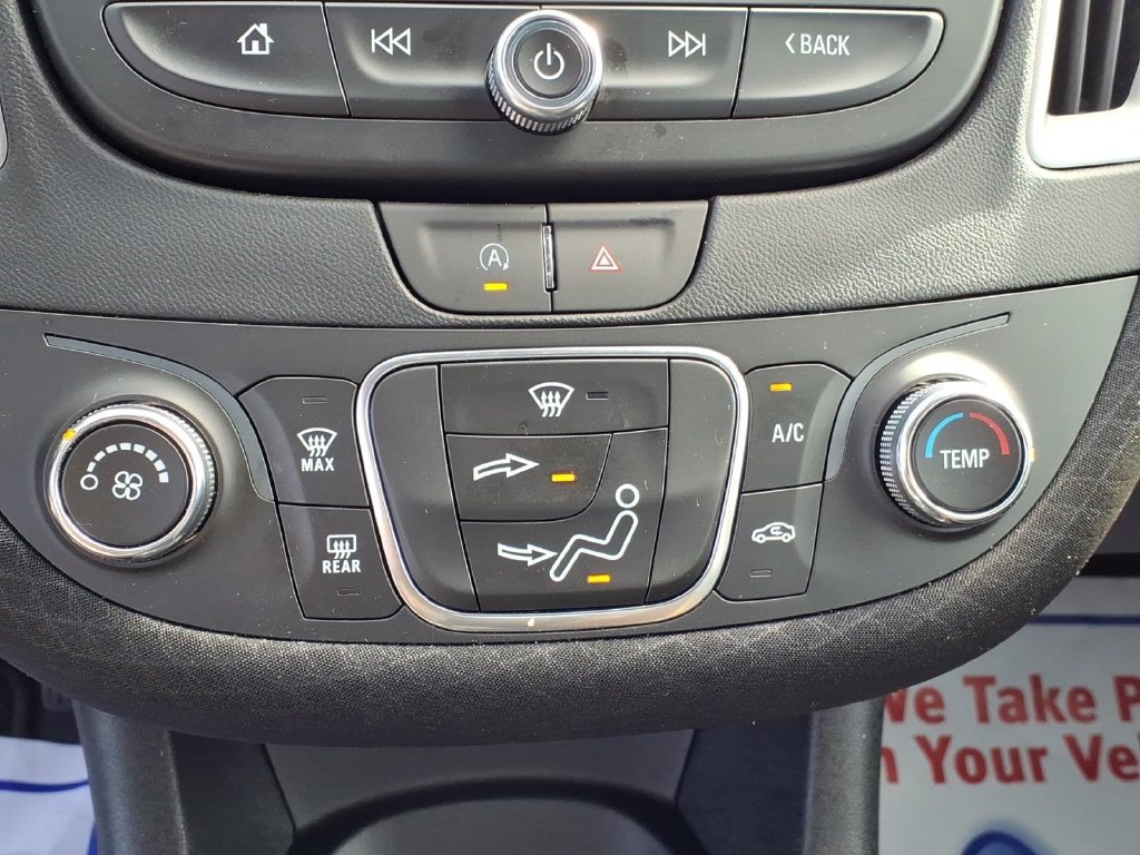 Used 2025 Chevrolet Malibu LS w/ Driver Confidence Package FWD image 20