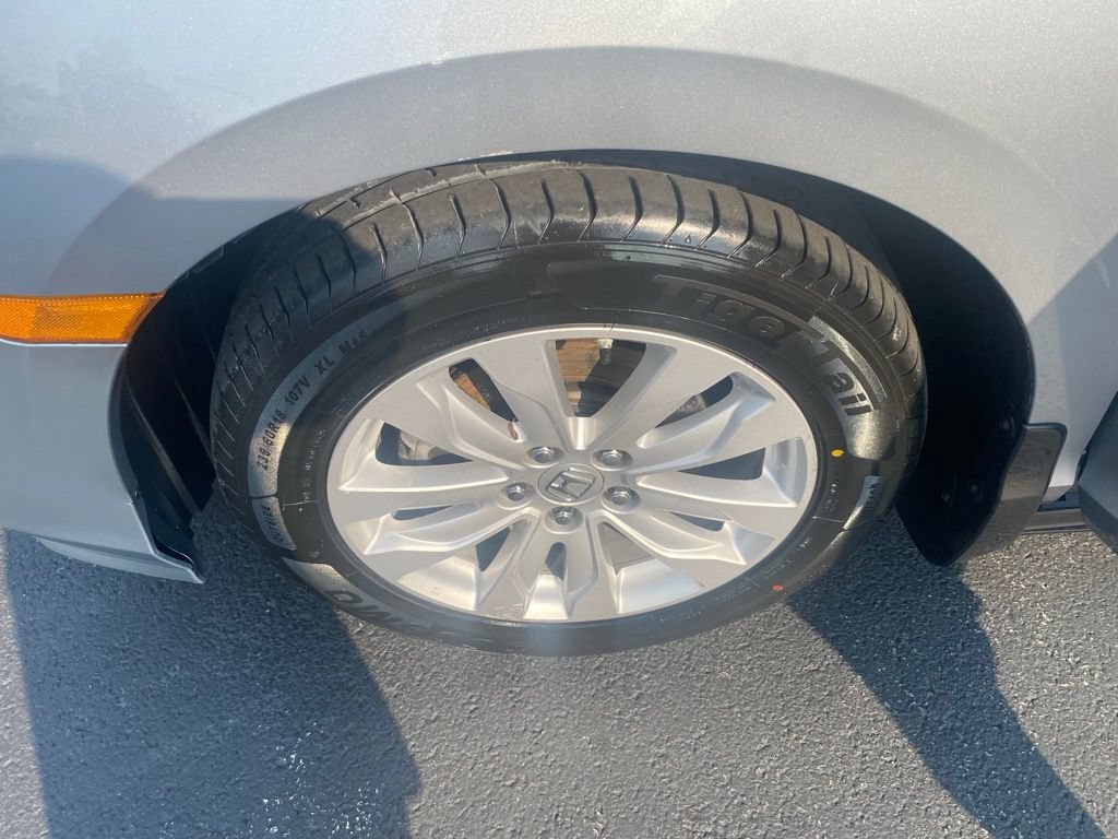 Used 2018 Honda Odyssey LX image 30