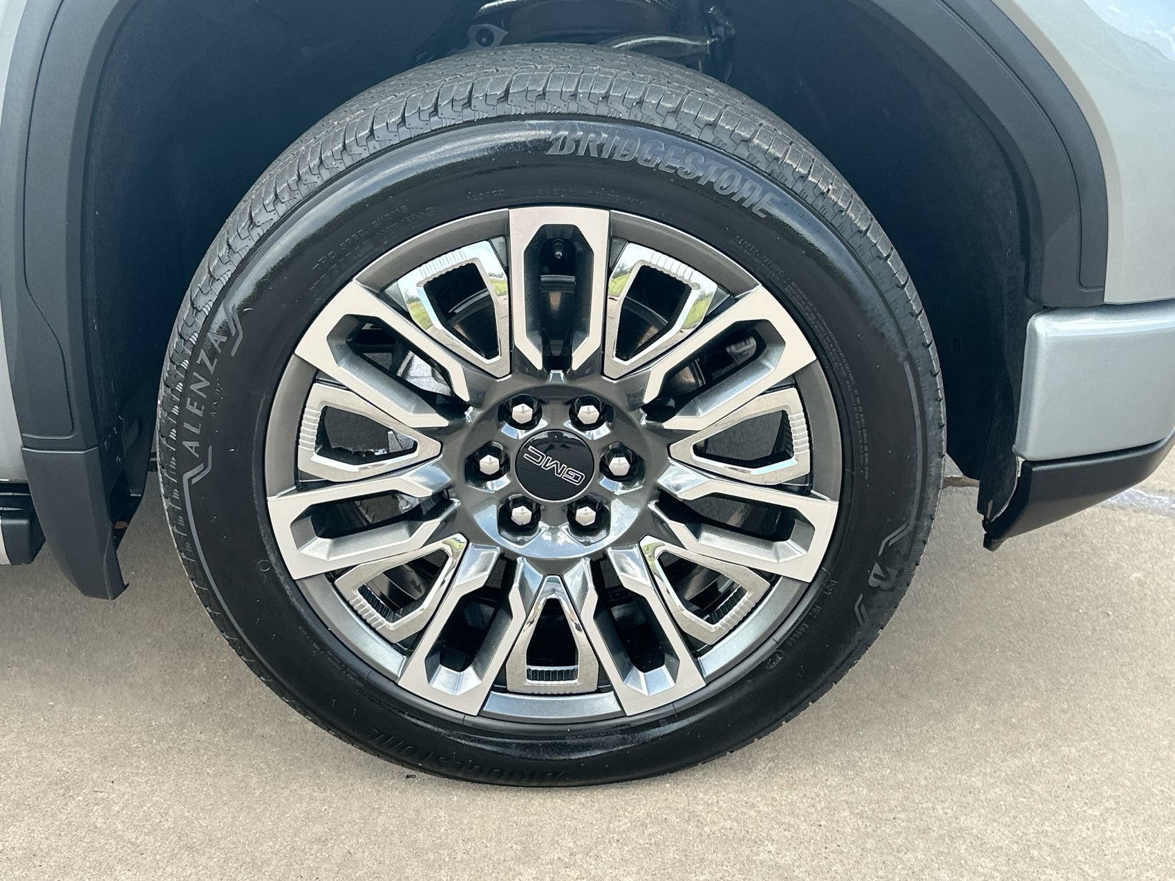 Used 2025 GMC Sierra 1500 Denali Ultimate AWD/4WD image 10