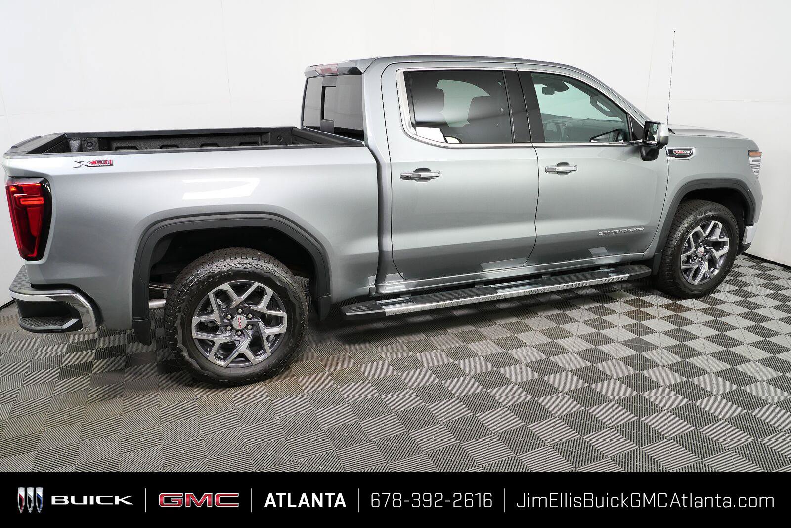 New 2026 GMC Sierra 1500 SLT w/ SLT Premium Plus Package AWD/4WD image 2