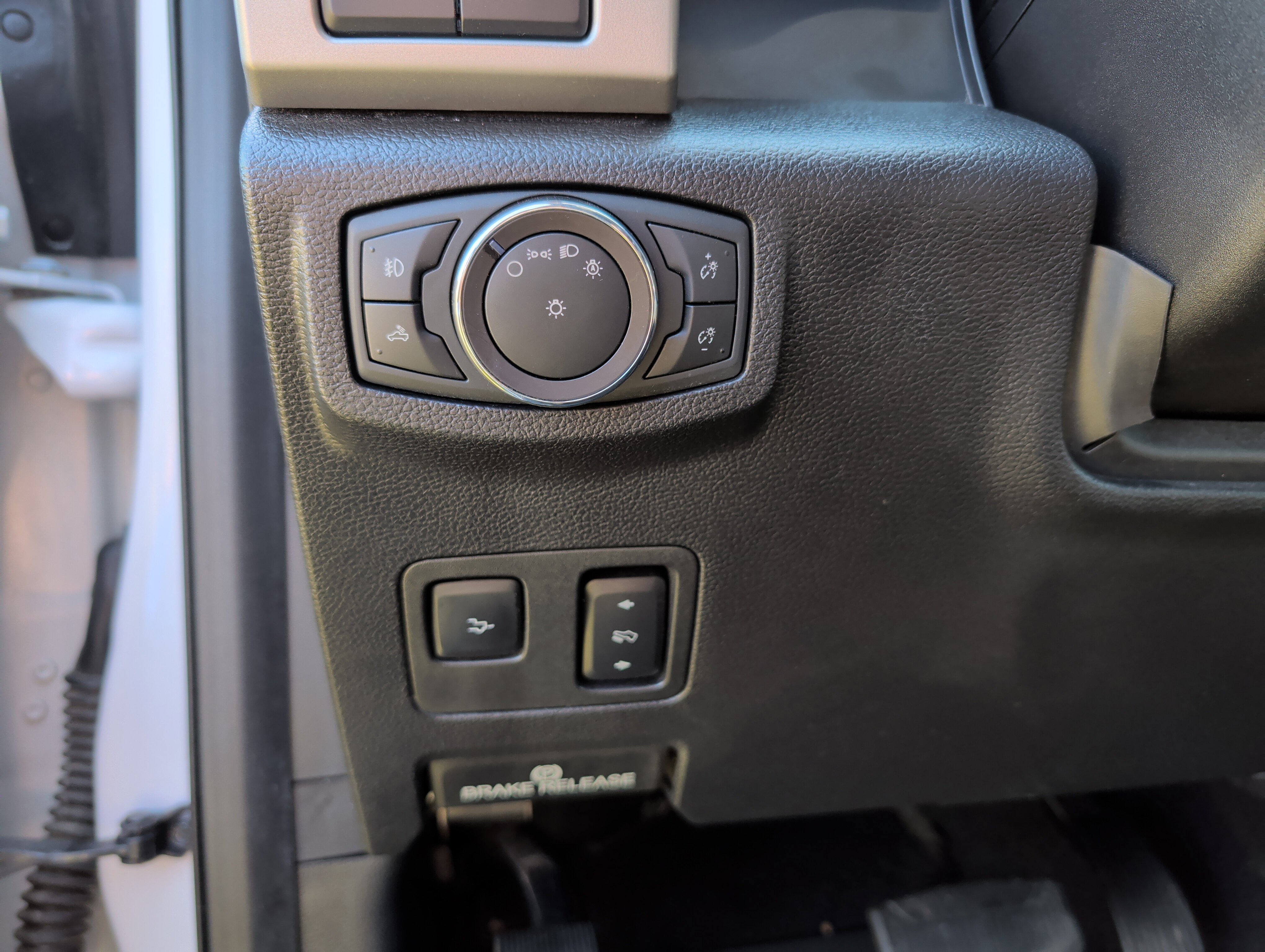 Used 2019 Ford F350 Lariat w/ Lariat Ultimate Package image 15