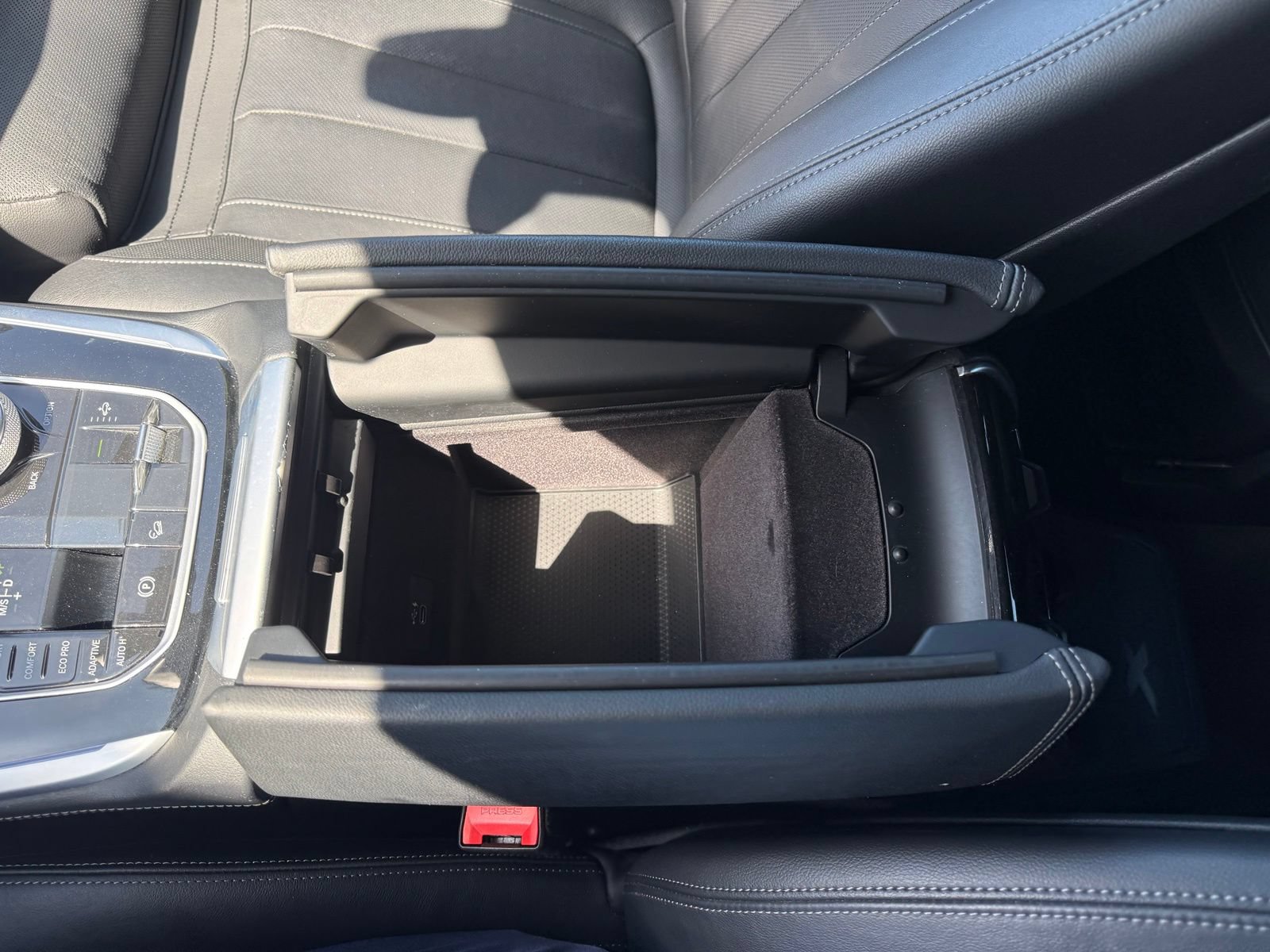 Used 2022 BMW X7 M50i AWD/4WD image 25