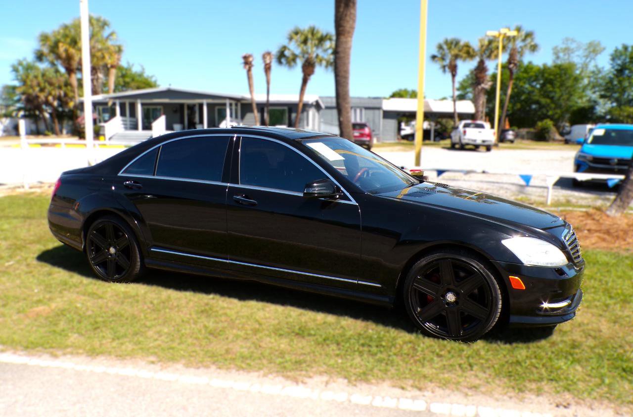 Used 2013 Mercedes-Benz S 550 4MATIC image 2