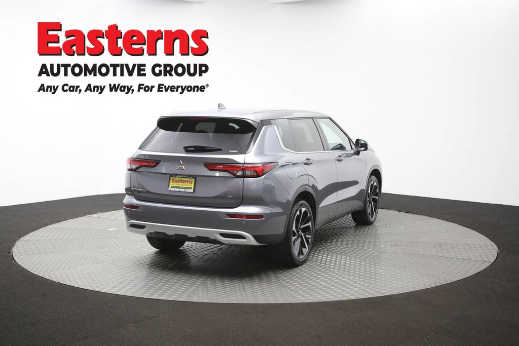 Used 2024 Mitsubishi Outlander SE AWD/4WD image 40