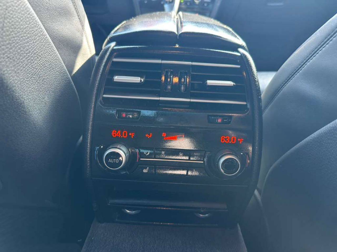 Used 2015 BMW 740i RWD image 18